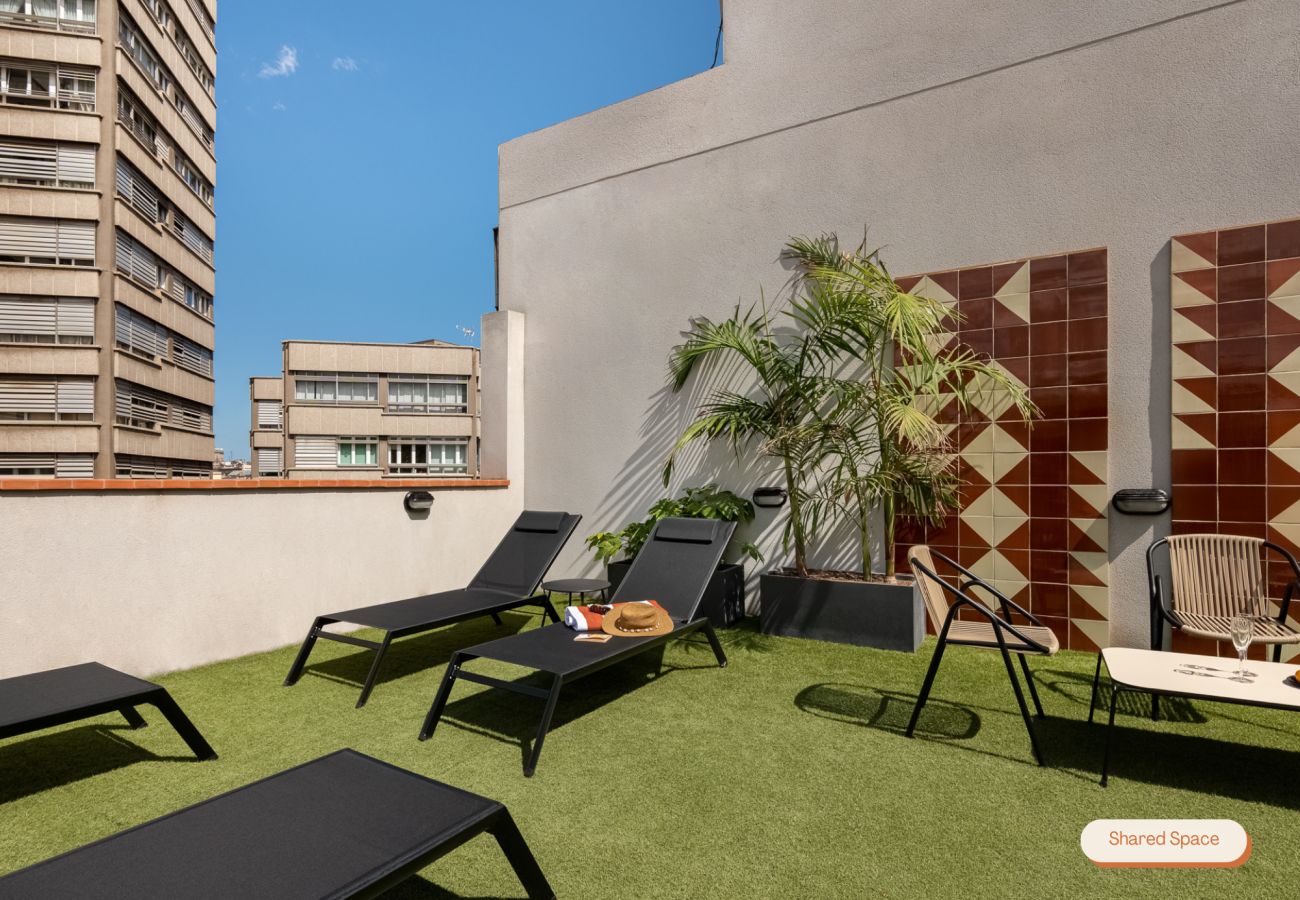 Apartamento en Barcelona - Olala Casanova Apartment with Terrace