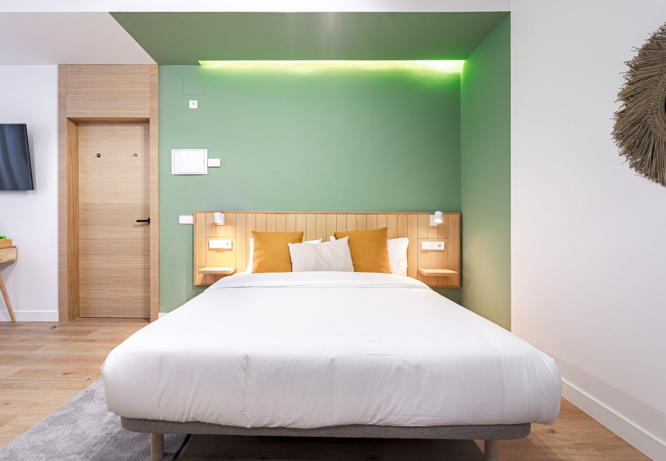 Alquiler por habitaciones en Madrid - Vallecas Suites - Double Room