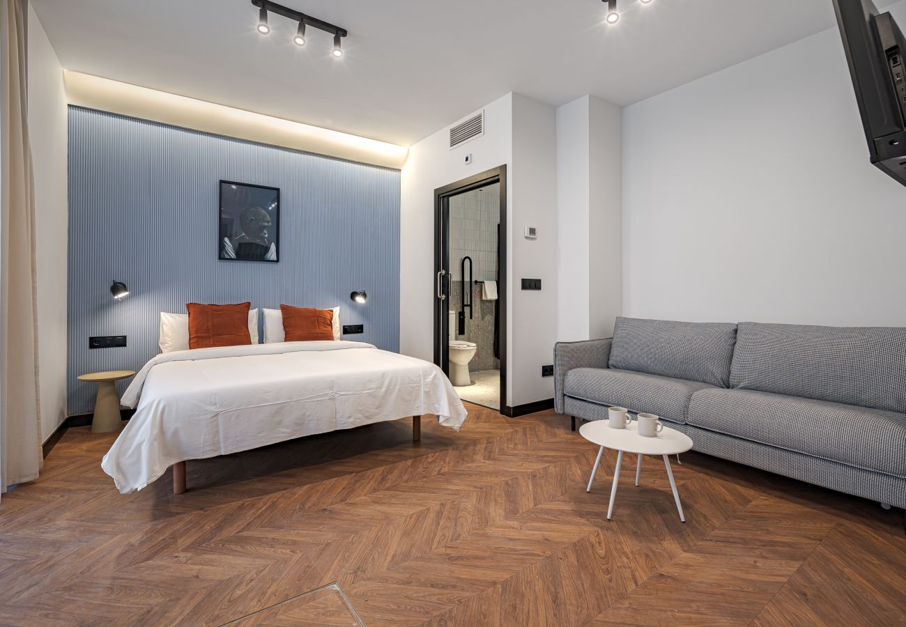 Alquiler por habitaciones en Madrid - Style Suites - Triple Accessible