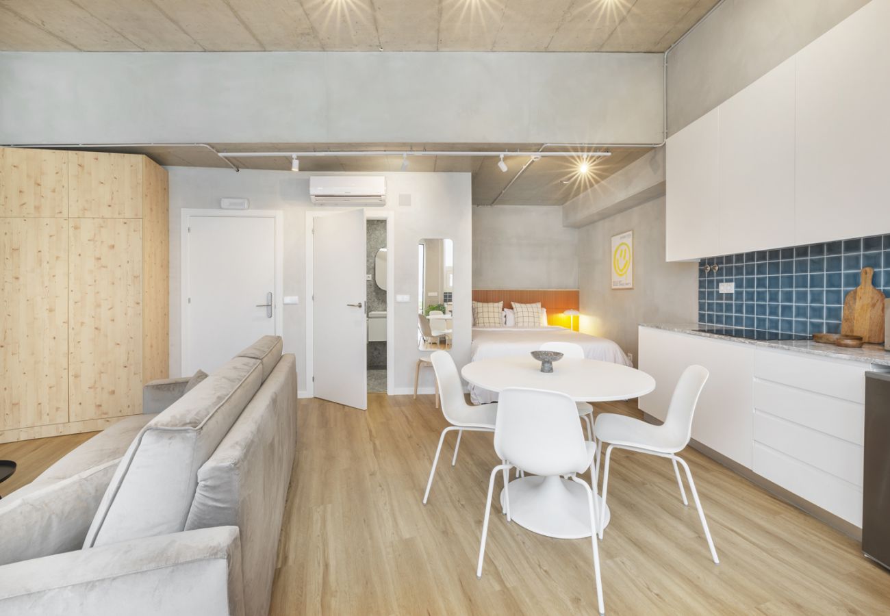 Studio à Lisbonne -  Lisbon Oriente Apartment with Patio (4 guests) by Olala Homes 