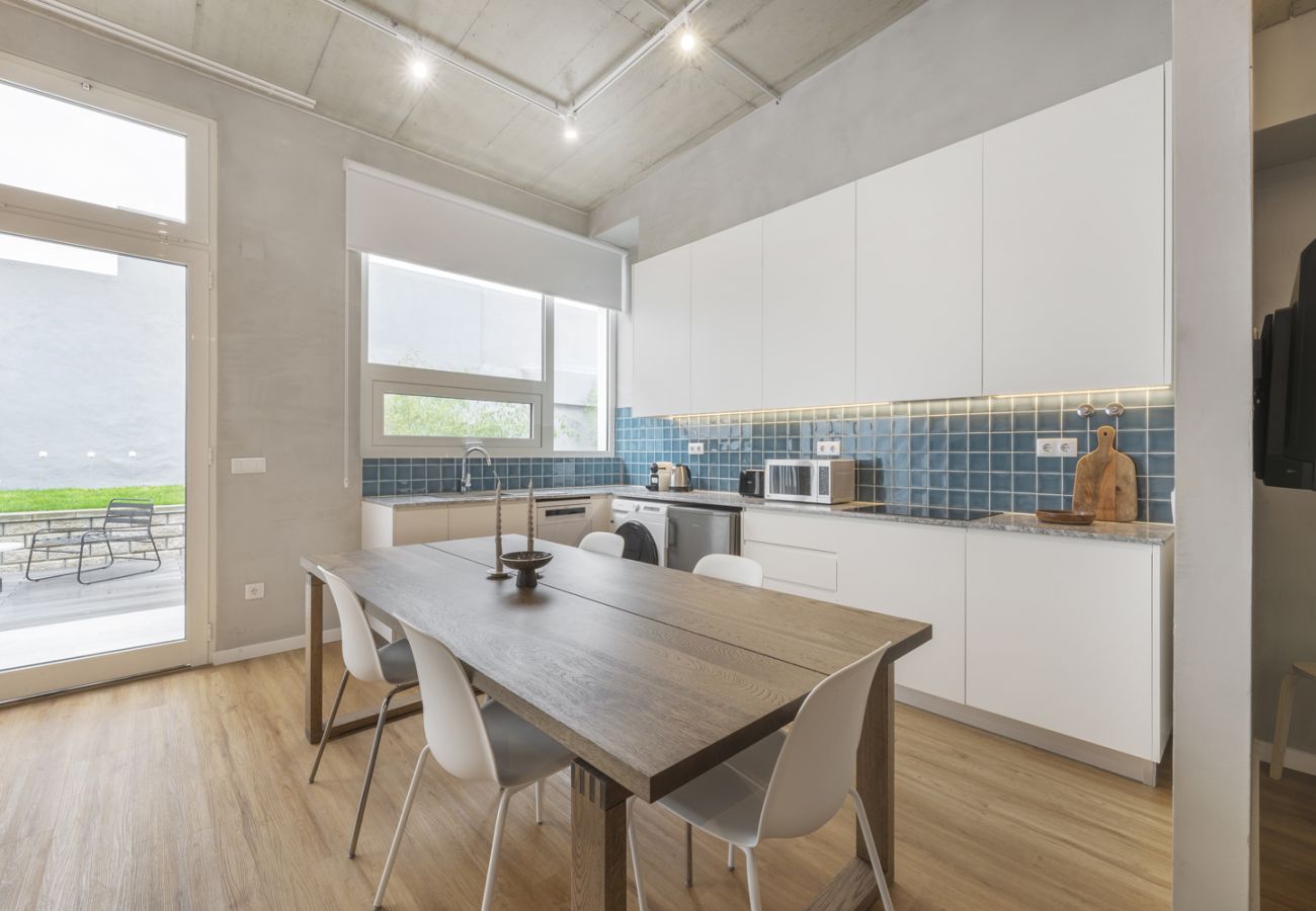 Studio à Lisbonne - Lisbon Oriente Apartment with Patio (5 guests) by Olala Homes 