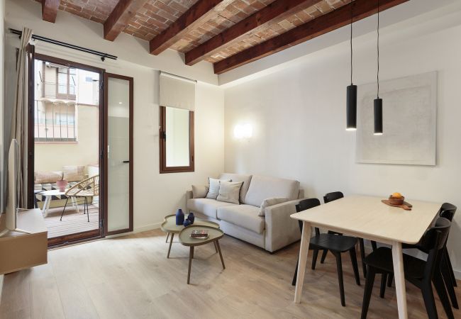  à Barcelona - Diagonal Apartment with Balcony by Olala Homes