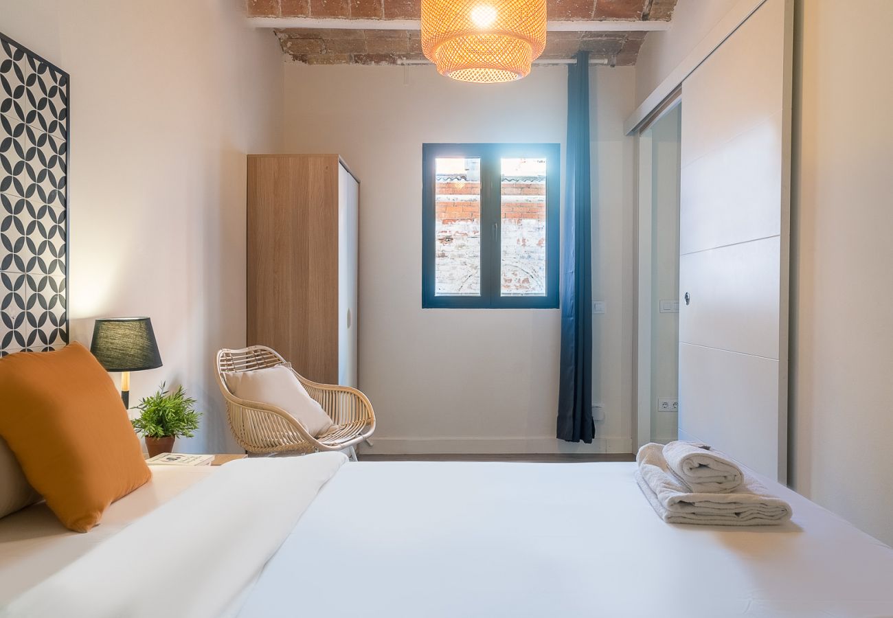 Apartamento em Hospitalet de Llobregat - Modern Catalan Flat | Terrace |15m Camp Nou by Olala Homes