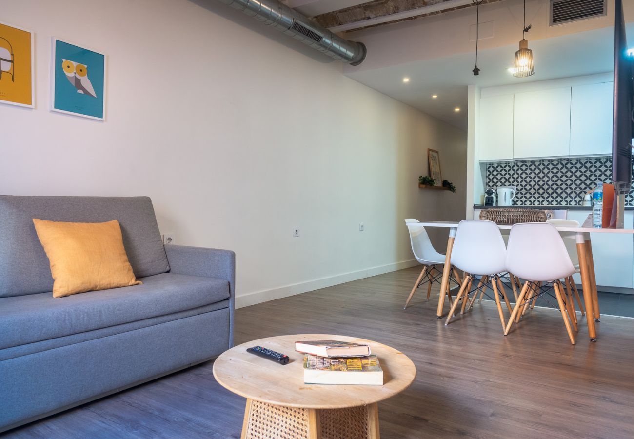 Apartamento em Hospitalet de Llobregat - Modern Catalan Flat | Terrace |15m Camp Nou by Olala Homes