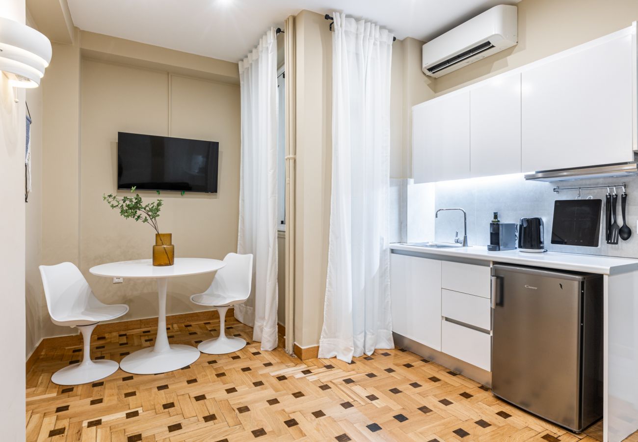 Apartamento em Athens - Olala Kolonaki Suites 3.3 |11m Syntagma Sq.