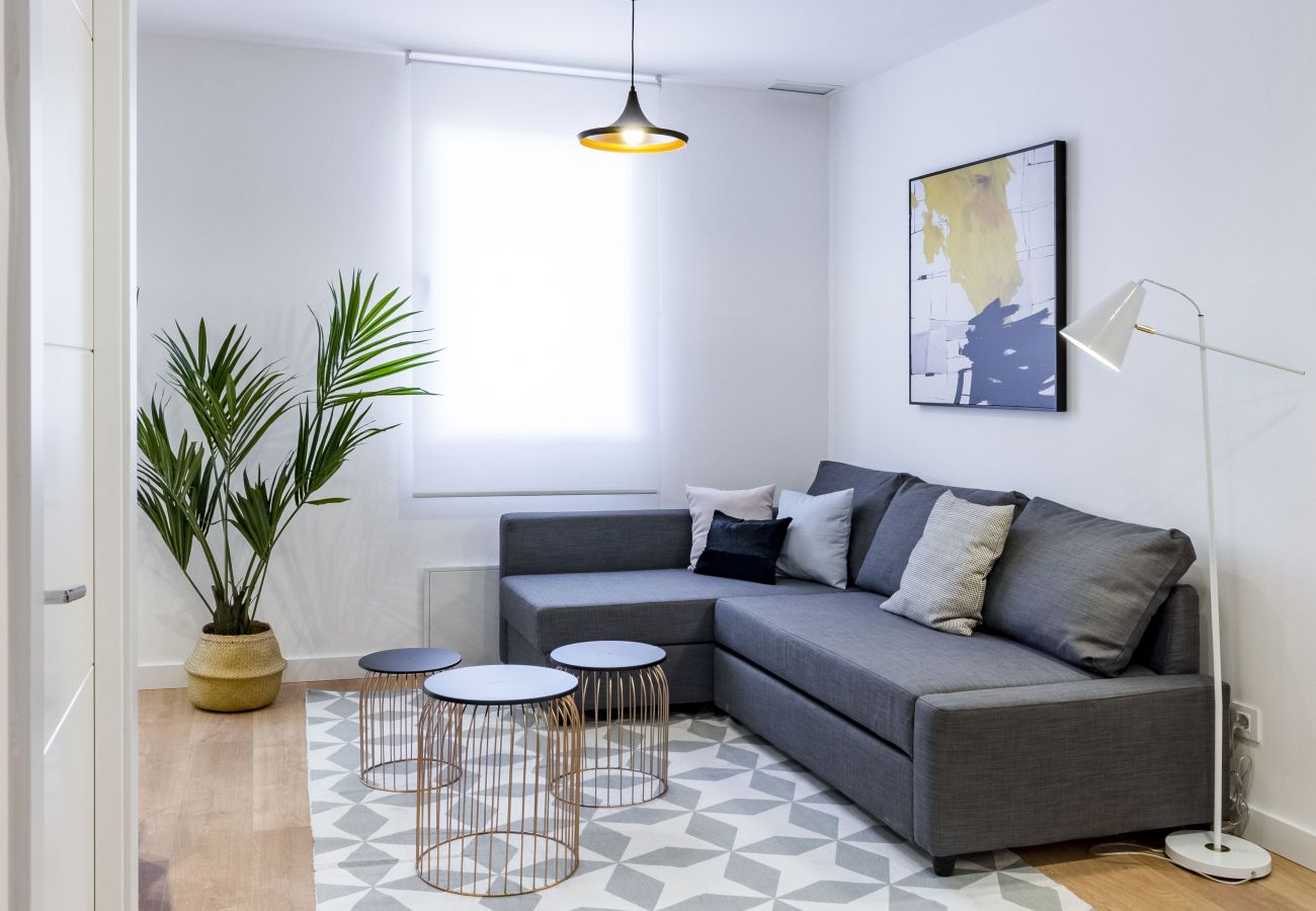 Apartamento em Madrid - Olala Style Apartment 3Bedroom Apartment with Balcony 9.1