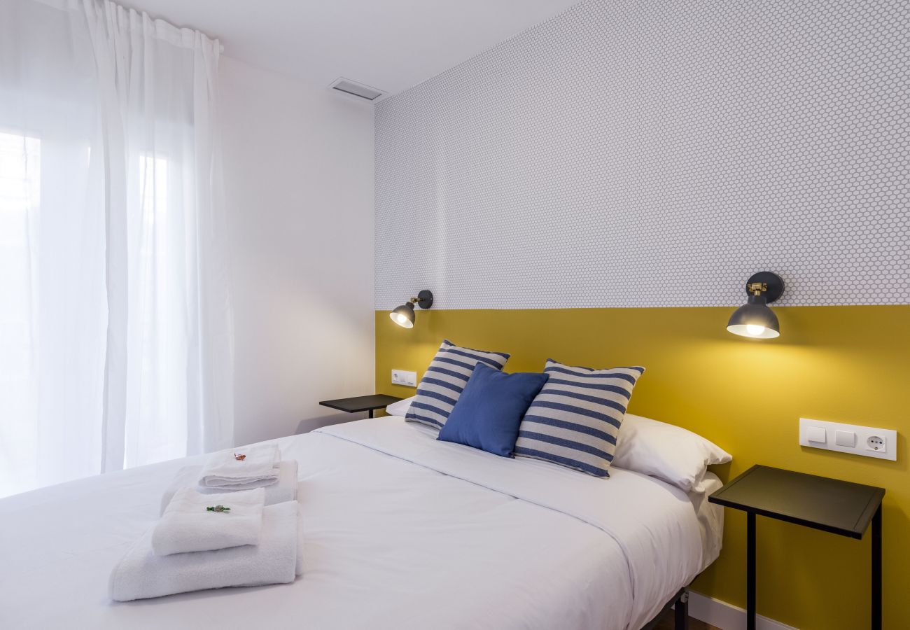 Apartamento em Madrid - Olala Style Apartment 3Bedroom Apartment with Balcony 9.1