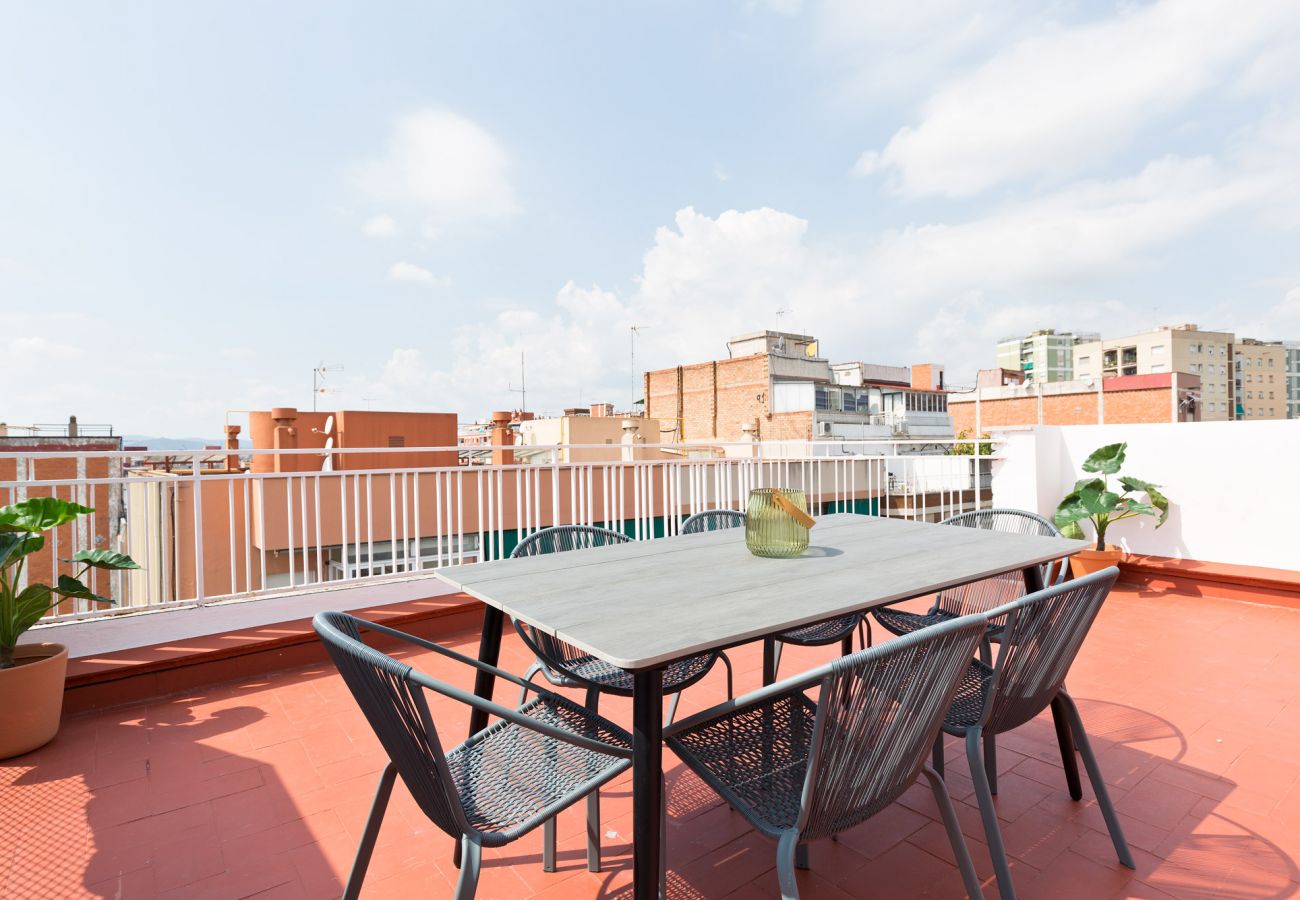 Apartamento em Hospitalet de Llobregat - Olala Urban Chill 2-Bedroom Apartment | Terrace