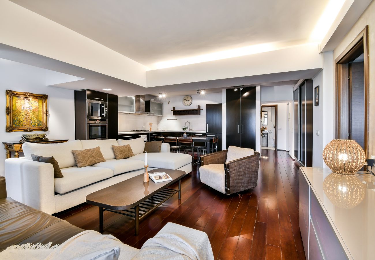 Apartamento em Bucharest - Unirii Center Apartment 4.13 by Olala Homes | 4 min. Unirii Square