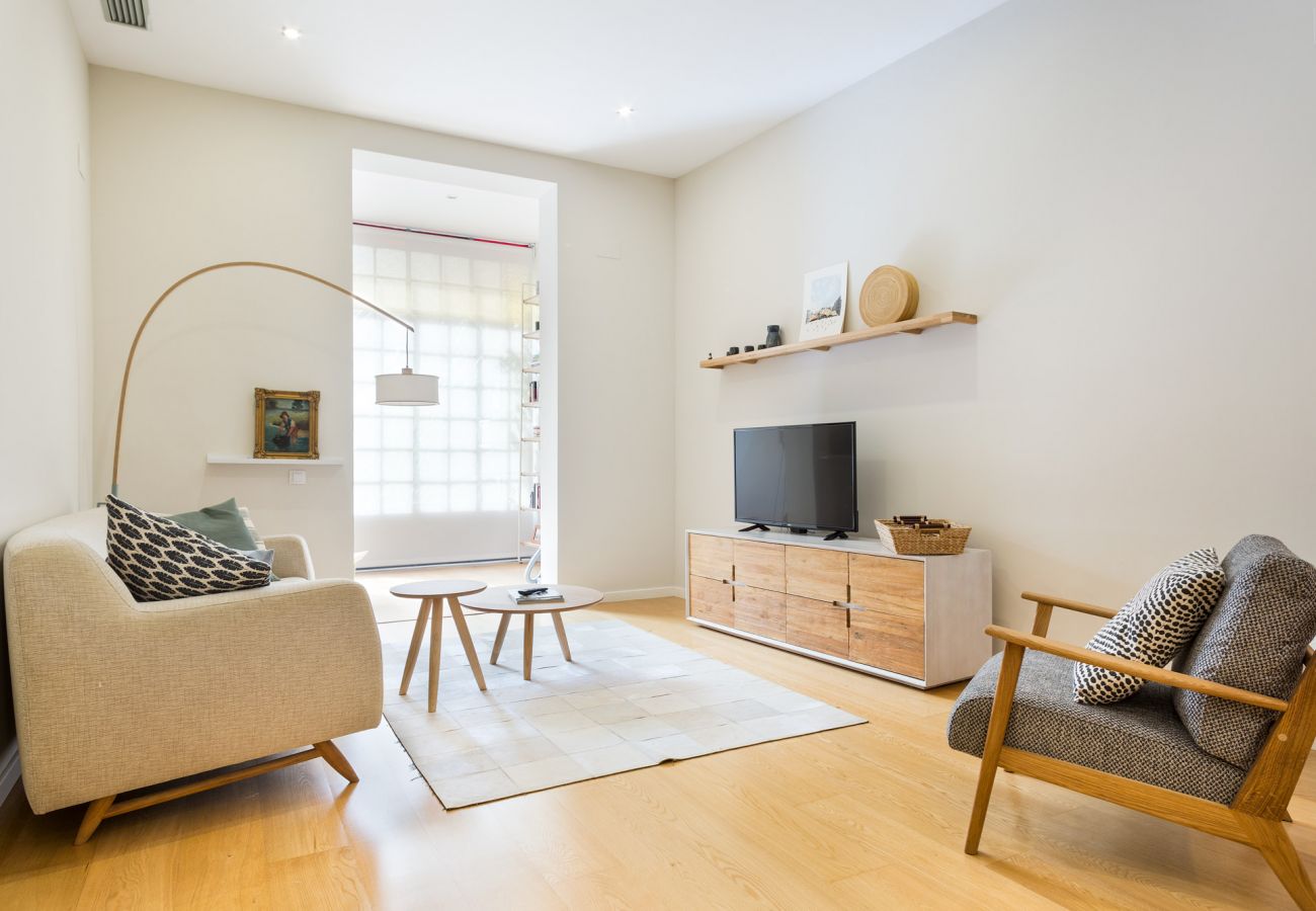 Apartamento em Barcelona - Eixample Luxury 2BR APT With Private Terrace by Olala Homes