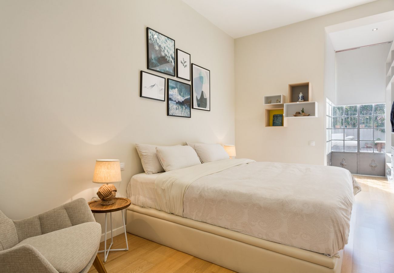 Apartamento em Barcelona - Eixample Luxury 2BR APT With Private Terrace by Olala Homes