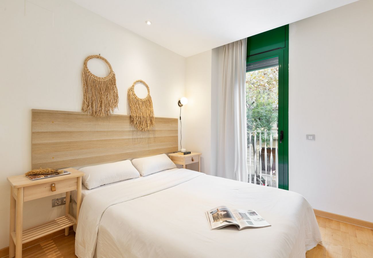 Apartamento em Barcelona - Cozy 2BR Rambla Poble Nou / Beach