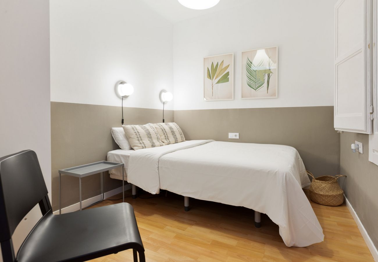 Apartamento em Hospitalet de Llobregat - Olala Santiago Apartment 2.2 | 16 min. Pl. España