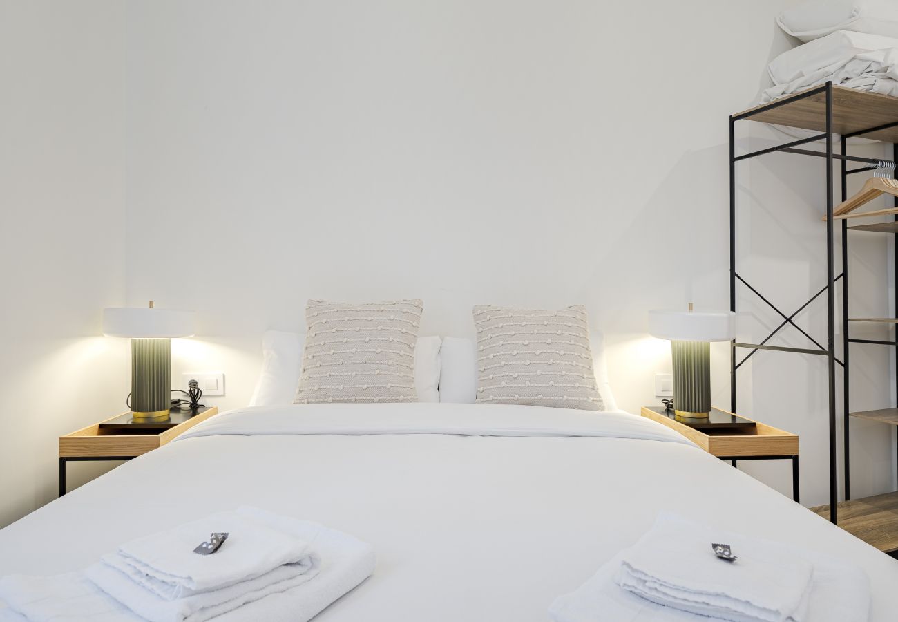 Apartamento em Madrid - Color Apartment Bajos A Accesible