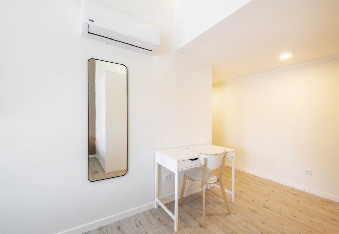 Quarto em Lisboa -  Lisbon Oriente Suites -  Double Room by Olala Homes 