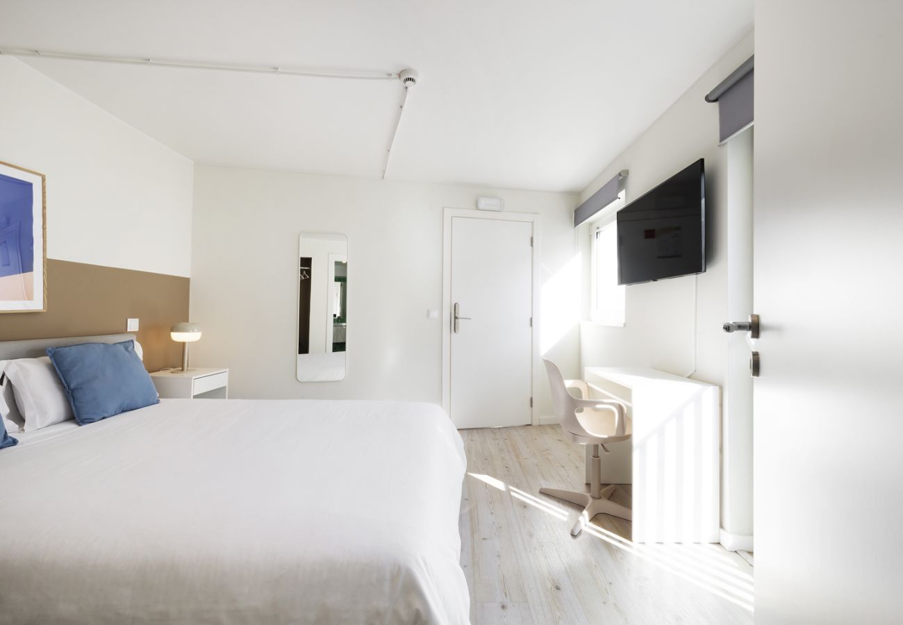 Quarto em Lisboa -  Lisbon Oriente Suites -  Double Room by Olala Homes 