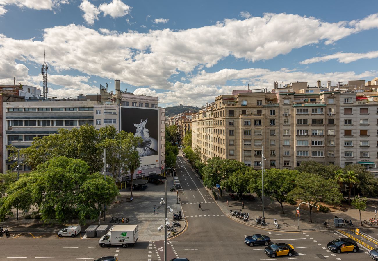 Apartamento em Barcelona -  Casanova Apartment with Terrace by Olala Homes