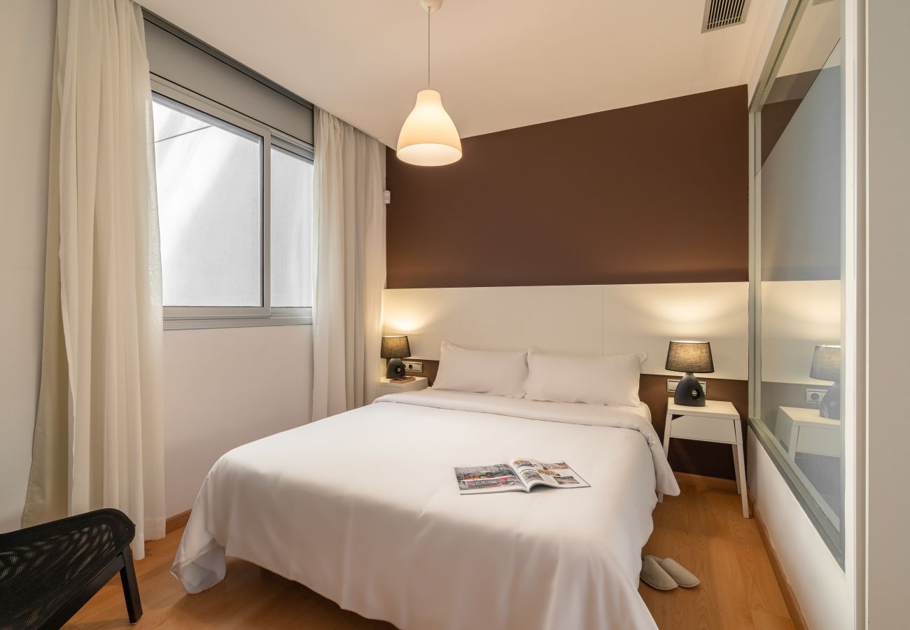 Apartamento em Barcelona - Olala Casanova - One Bedroom Apartment