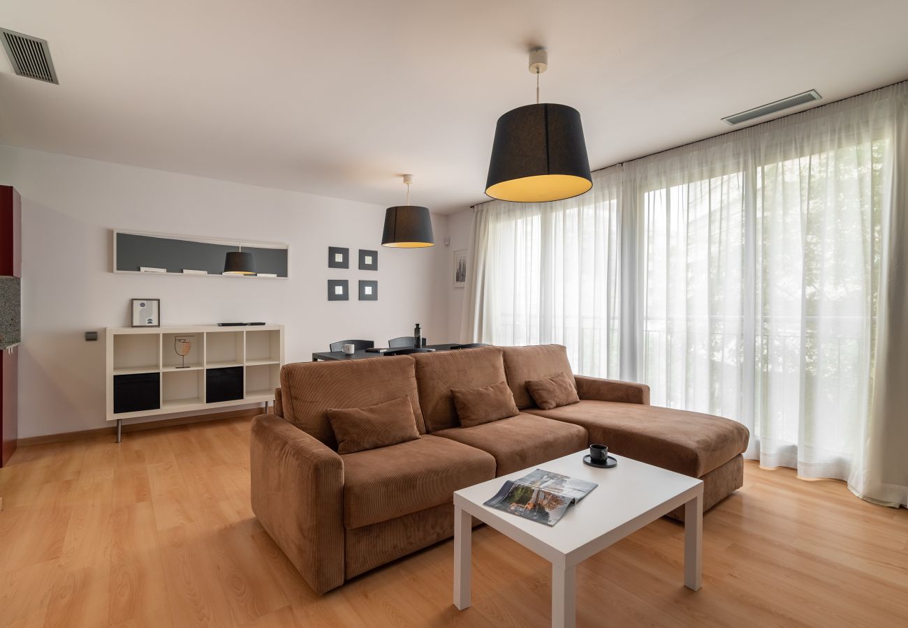 Apartamento em Barcelona - Casanova  - One Bedroom Apartment with Street View by Olala Homes