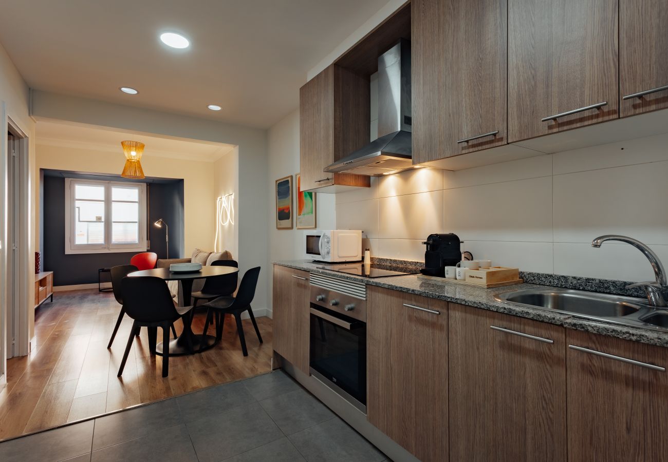 Apartment in Hospitalet de Llobregat - Santiago Apartment 2.3 | 16 min. Pl. España by Olala Homes