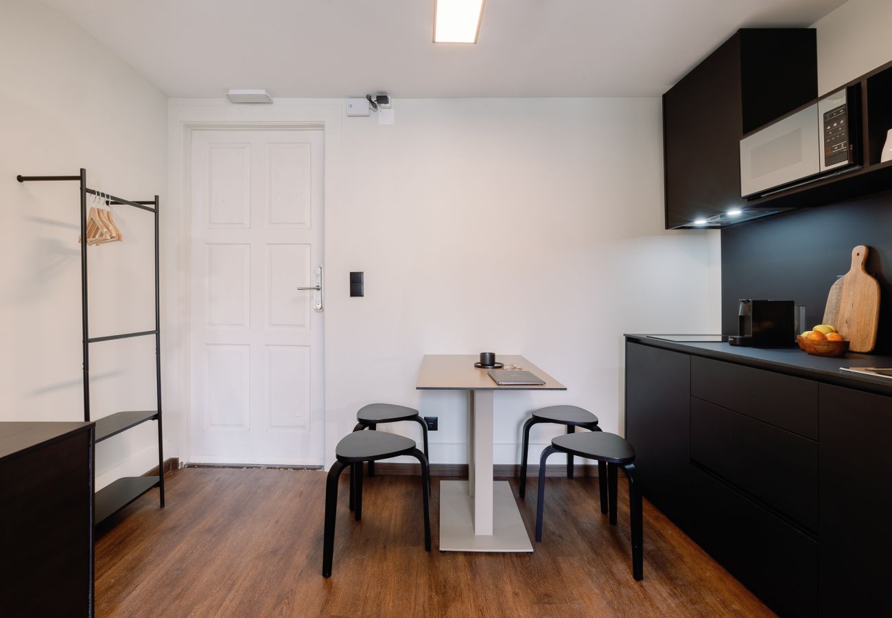 Rent by room in Porto - Cosme Studio by Olala Homes