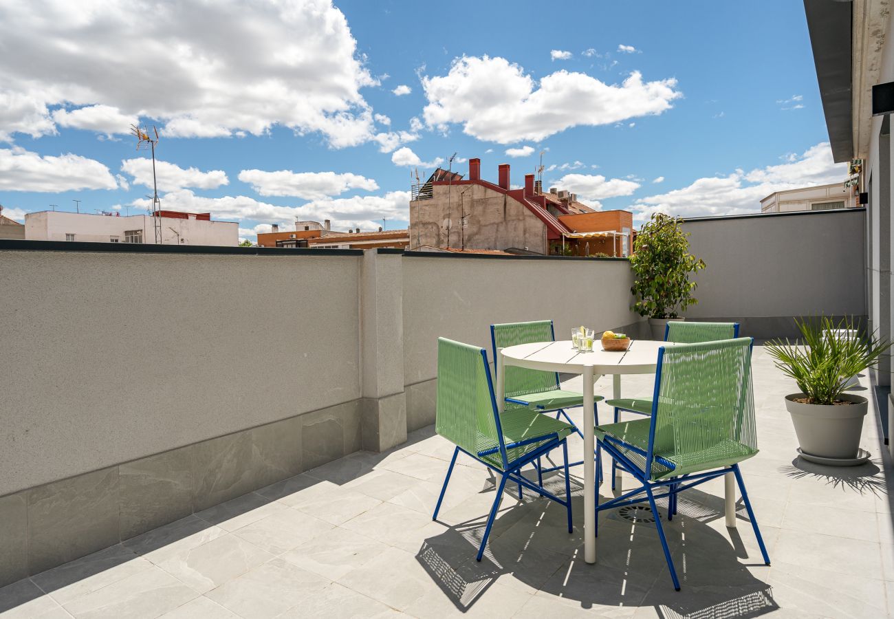 Apartment in Madrid - Puerto Alto Penthouse Apartment