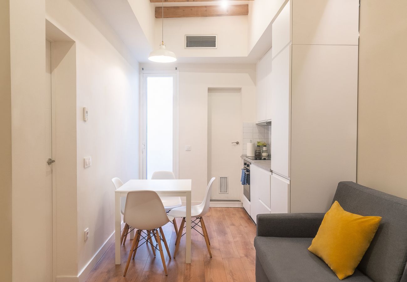 Apartment in Hospitalet de Llobregat - Vibe Apartment Ground Floor by Olala Homes